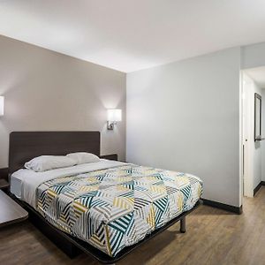 Basic Triple Room